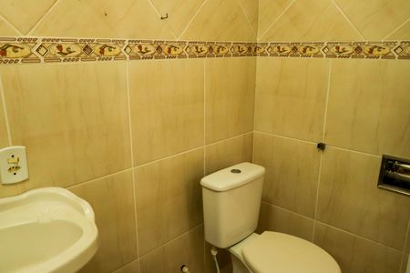 Casa à venda com 312m², 4 quartos e 5 vagasBanheiro da Suíte