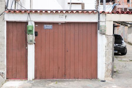 Casa à venda com 312m², 4 quartos e 5 vagasFachada