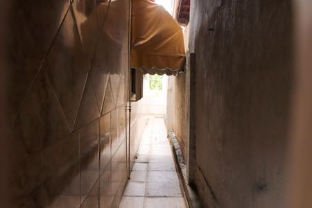 Casa à venda com 312m², 4 quartos e 5 vagasCorredor Casa Principal