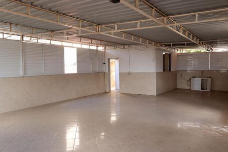 Casa à venda com 312m², 4 quartos e 5 vagasTerraço