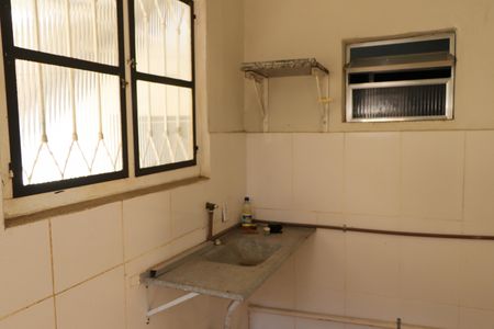 Casa à venda com 312m², 4 quartos e 5 vagasCozinha Kitnet 1