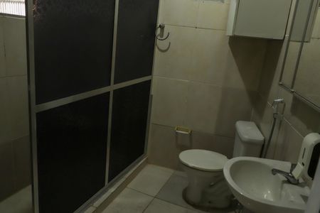 Casa à venda com 312m², 4 quartos e 5 vagasBanheiro Kitnet 1