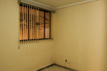 Casa à venda com 312m², 4 quartos e 5 vagasQuarto 2