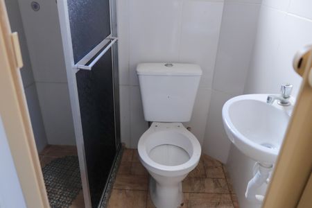 Casa à venda com 312m², 4 quartos e 5 vagasBanheiro Kitnet 2