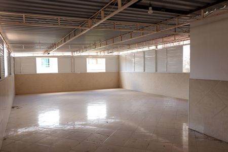 Casa à venda com 312m², 4 quartos e 5 vagasTerraço