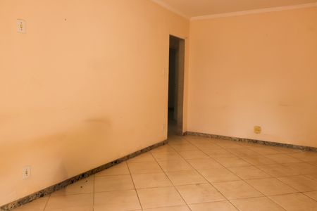 Casa à venda com 312m², 4 quartos e 5 vagasSala