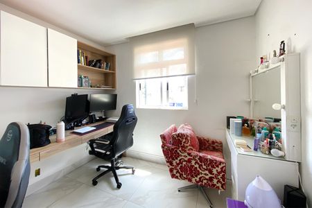 Apartamento à venda com 95m², 3 quartos e 2 vagas Apartamento à venda com 95m², 3 quartos e 2 vagasQuarto 3
