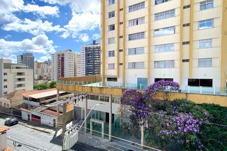 Apartamento à venda com 95m², 3 quartos e 2 vagas Apartamento à venda com 95m², 3 quartos e 2 vagasVista da Suite 1