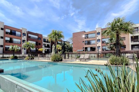 Apartamento à venda com 81m², 2 quartos e 2 vagas Apartamento à venda com 81m², 2 quartos e 2 vagasÁrea comum - Piscina