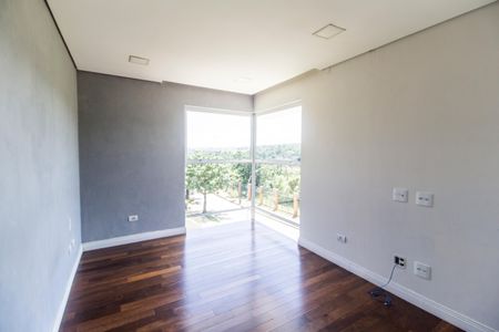 Casa de condomínio para alugar com 385m², 4 quartos e 4 vagas Casa de condomínio para alugar com 385m², 4 quartos e 4 vagasSuíte