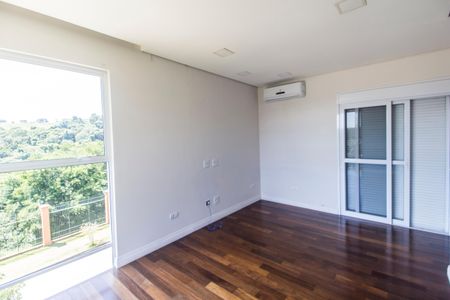 Casa de condomínio para alugar com 385m², 4 quartos e 4 vagas Casa de condomínio para alugar com 385m², 4 quartos e 4 vagasSuíte