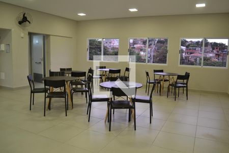 Apartamento para alugar com 72m², 2 quartos e 2 vagasÁrea comum - Salão de festas