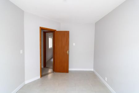Apartamento à venda com 70m², 3 quartos e 1 vagaQuarto 2