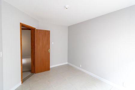Apartamento à venda com 70m², 3 quartos e 1 vagaQuarto 2