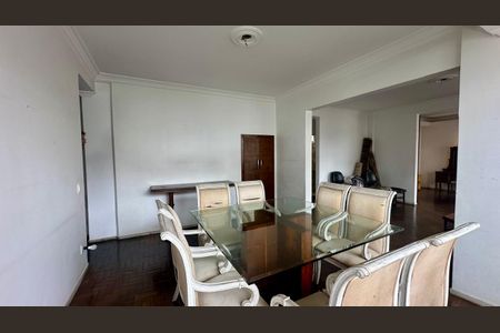 Apartamento à venda com 200m², 4 quartos e 1 vagaQuarto 