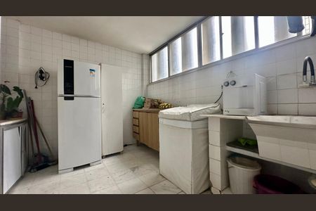 Apartamento à venda com 200m², 4 quartos e 1 vagaCozinha 