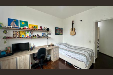Apartamento à venda com 200m², 4 quartos e 1 vagaQuarto 