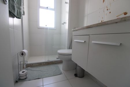 Apartamento à venda com 166m², 4 quartos e 3 vagasBanheiro da suíte 4