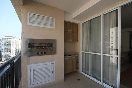 Apartamento à venda com 166m², 4 quartos e 3 vagasSala - Varanda
