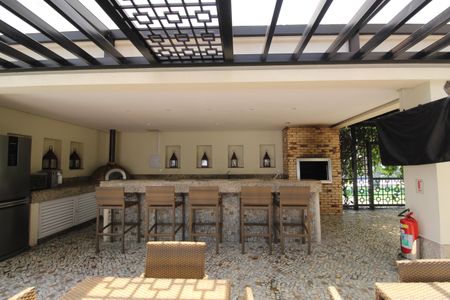 Apartamento à venda com 166m², 4 quartos e 3 vagasÁrea comum - Churrasqueira