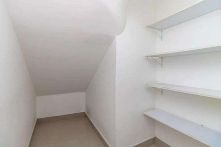 Casa para alugar com 5 quartos, 265m² em Chácara Inglesa, São Paulo