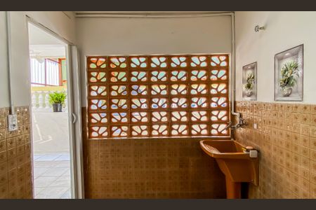 Casa para alugar com 200m², 4 quartos e 2 vagas Casa para alugar com 200m², 4 quartos e 2 vagasÁrea de Serviço