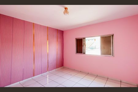 Casa para alugar com 200m², 4 quartos e 2 vagas Casa para alugar com 200m², 4 quartos e 2 vagasQuarto 1