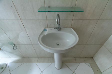 Casa para alugar com 150m², 3 quartos e 2 vagasBanheiro Social