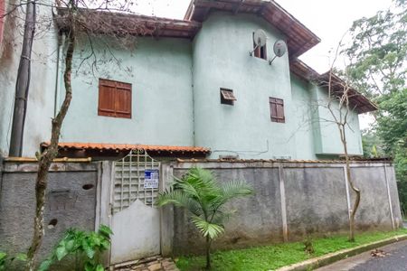 Casa para alugar com 150m², 3 quartos e 2 vagasFachada