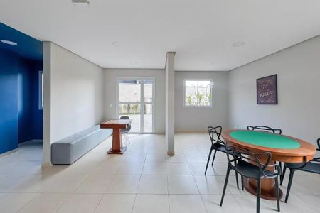 Apartamento à venda com 37m², 2 quartos e sem vagaÁrea comum