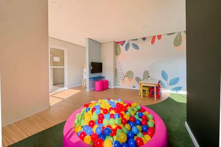 Apartamento à venda com 37m², 2 quartos e sem vagaÁrea comum