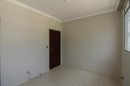 Sala de apartamento à venda com 2 quartos, 67m² em São João Batista, Belo Horizonte