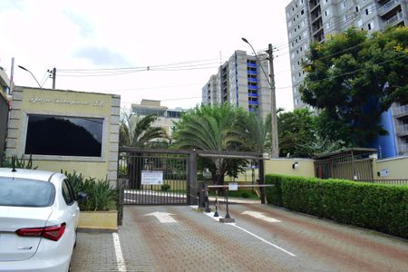 Apartamento para alugar com 49m², 2 quartos e 1 vagaFachada e portaria