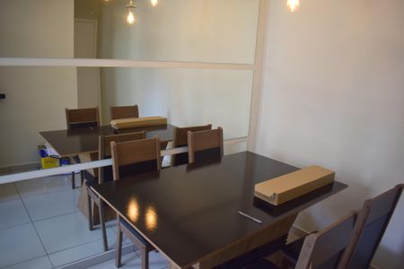 Apartamento para alugar com 49m², 2 quartos e 1 vagaSala