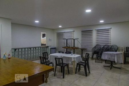Apartamento para alugar com 196m², 3 quartos e 1 vaga Apartamento para alugar com 196m², 3 quartos e 1 vagaÁrea comum - Salão de festas