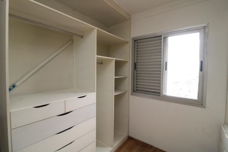 Apartamento para alugar com 196m², 3 quartos e 1 vagaClose