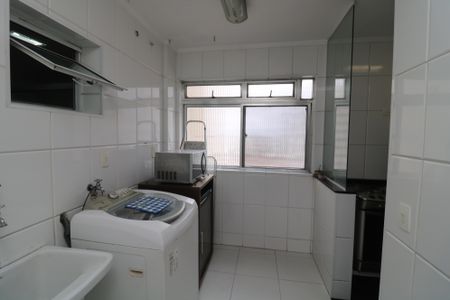 Apartamento para alugar com 196m², 3 quartos e 1 vagaÁrea de Serviço