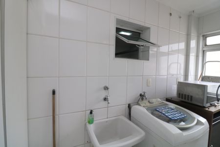 Apartamento para alugar com 196m², 3 quartos e 1 vagaÁrea de Serviço