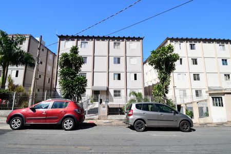 Apartamento para alugar com 54m², 2 quartos e 1 vagaFachada