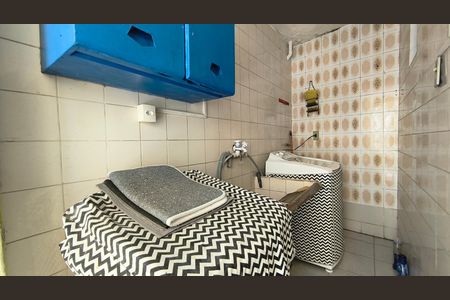 Casa à venda com 135m², 3 quartos e 2 vagasÁrea de Serviço