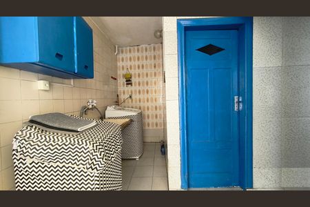 Casa à venda com 135m², 3 quartos e 2 vagasÁrea de Serviço