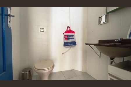 Casa à venda com 135m², 3 quartos e 2 vagasBanheiro de serviço