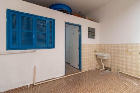 Casa para alugar com 200m², 2 quartos e 1 vagaQuintal