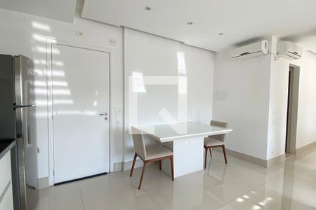 Sala  de apartamento para alugar com 1 quarto, 43m² em Melville Empresarial Ii, Barueri