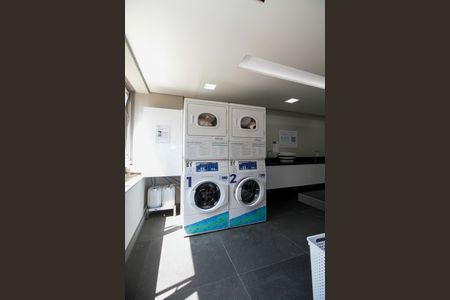 Apartamento para alugar com 80m², 2 quartos e 2 vagasÁrea Comum - Lavanderia