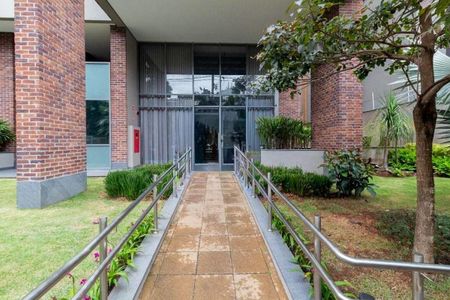 Apartamento para alugar com 80m², 2 quartos e 2 vagasEntrada do Prédio