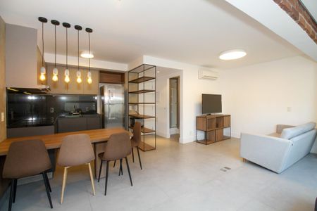 Apartamento para alugar com 80m², 2 quartos e 2 vagasAmbientes Integrados (Sala de Estar, Jantar e Cozinha)