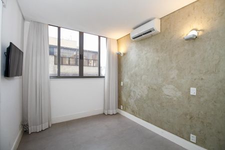 Suíte Americana 1 de apartamento para alugar com 2 quartos, 80m² em Jardim Paulista, São Paulo