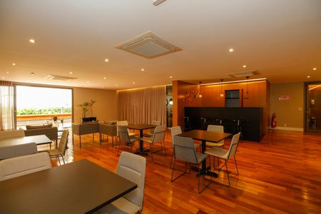 Apartamento para alugar com 80m², 2 quartos e 2 vagasÁrea Comum - Salão de Festas