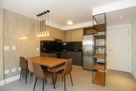 Apartamento para alugar com 80m², 2 quartos e 2 vagasAmbientes Integrados (Sala de Estar, Jantar e Cozinha)